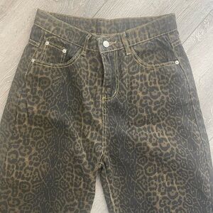 Fashion jeans from Amazon .  It’s baggy fit. New without tags .